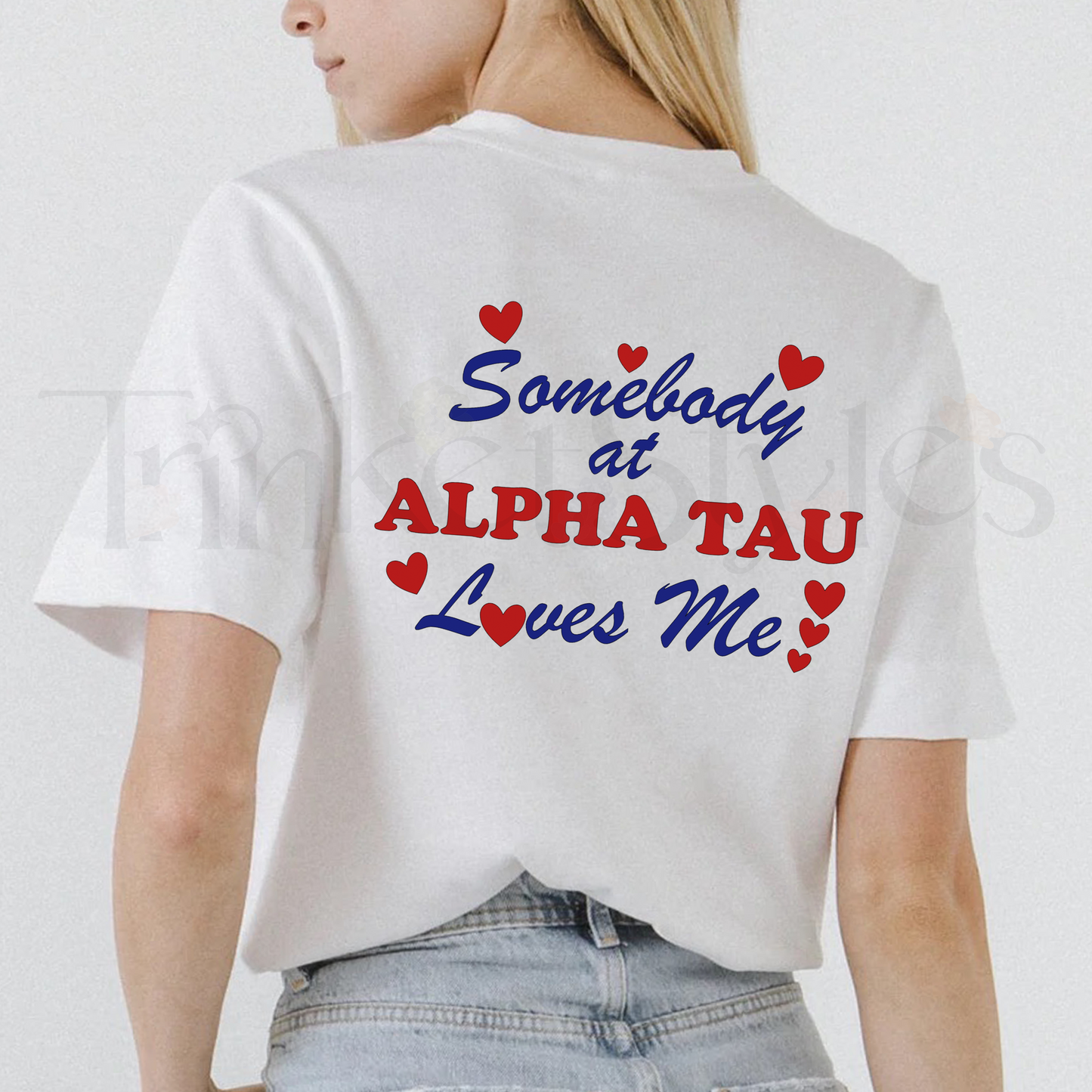 Somebody loves me Tee